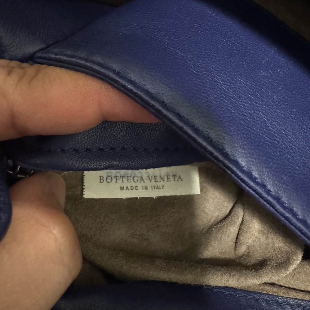 Bottega Veneta Navy Woven Leather Shoulder Bag - Picture 8 of 13